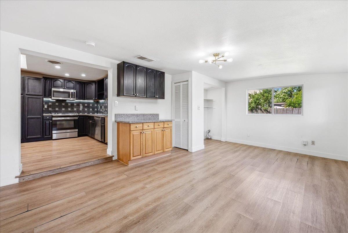 Detail Gallery Image 15 of 48 For 3845 Sunnyvale Ave, Sacramento,  CA 95821 - 4 Beds | 2 Baths