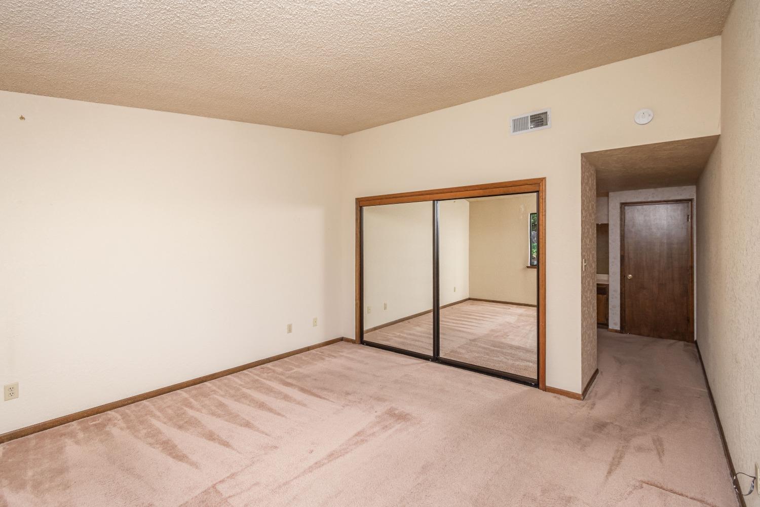 Detail Gallery Image 13 of 31 For 1207 Cedar Tree Way, Sacramento,  CA 95831 - 2 Beds | 2 Baths