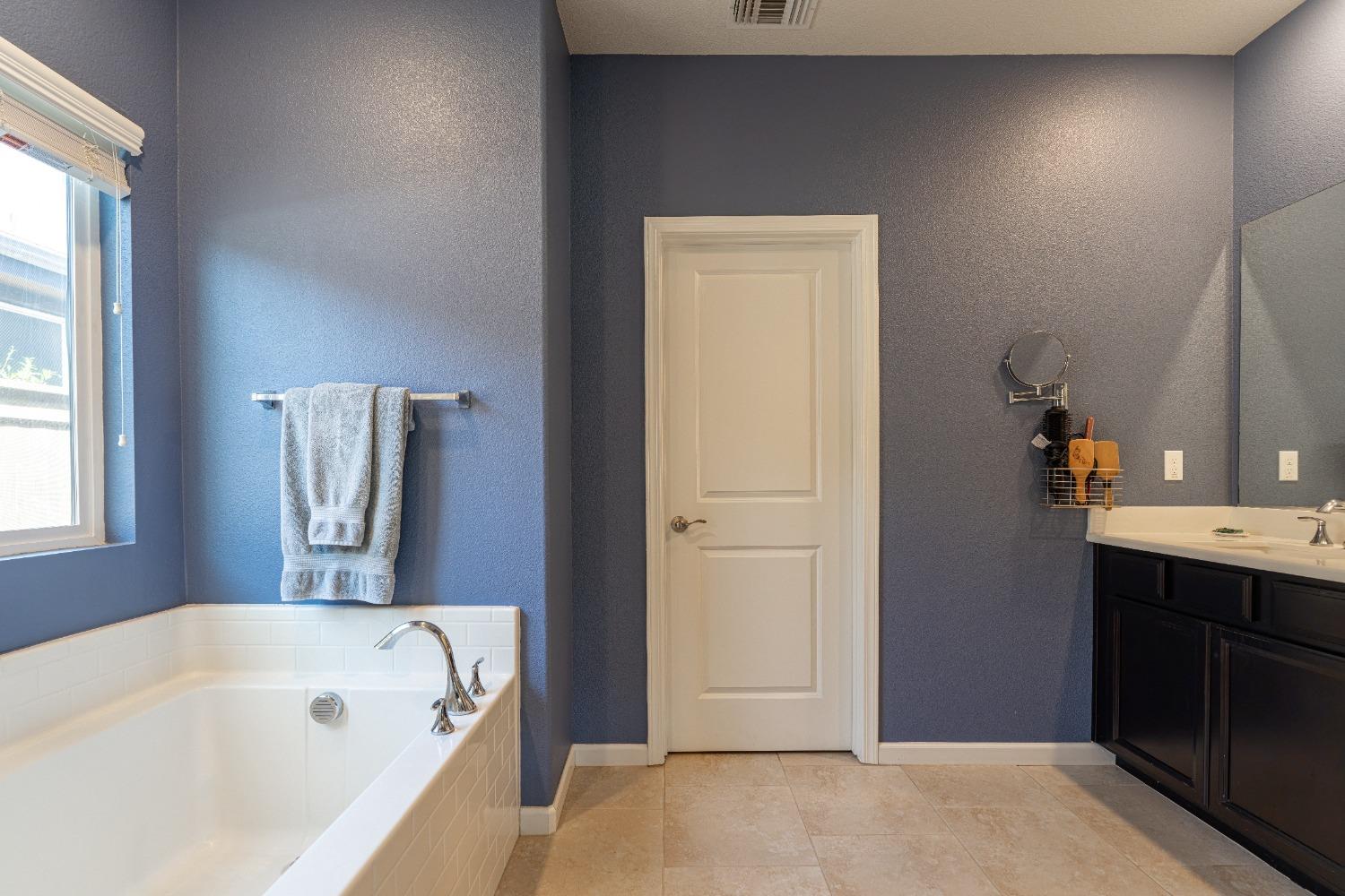 Detail Gallery Image 23 of 56 For 2050 Danforth Way, Plumas Lake,  CA 95961 - 4 Beds | 3 Baths