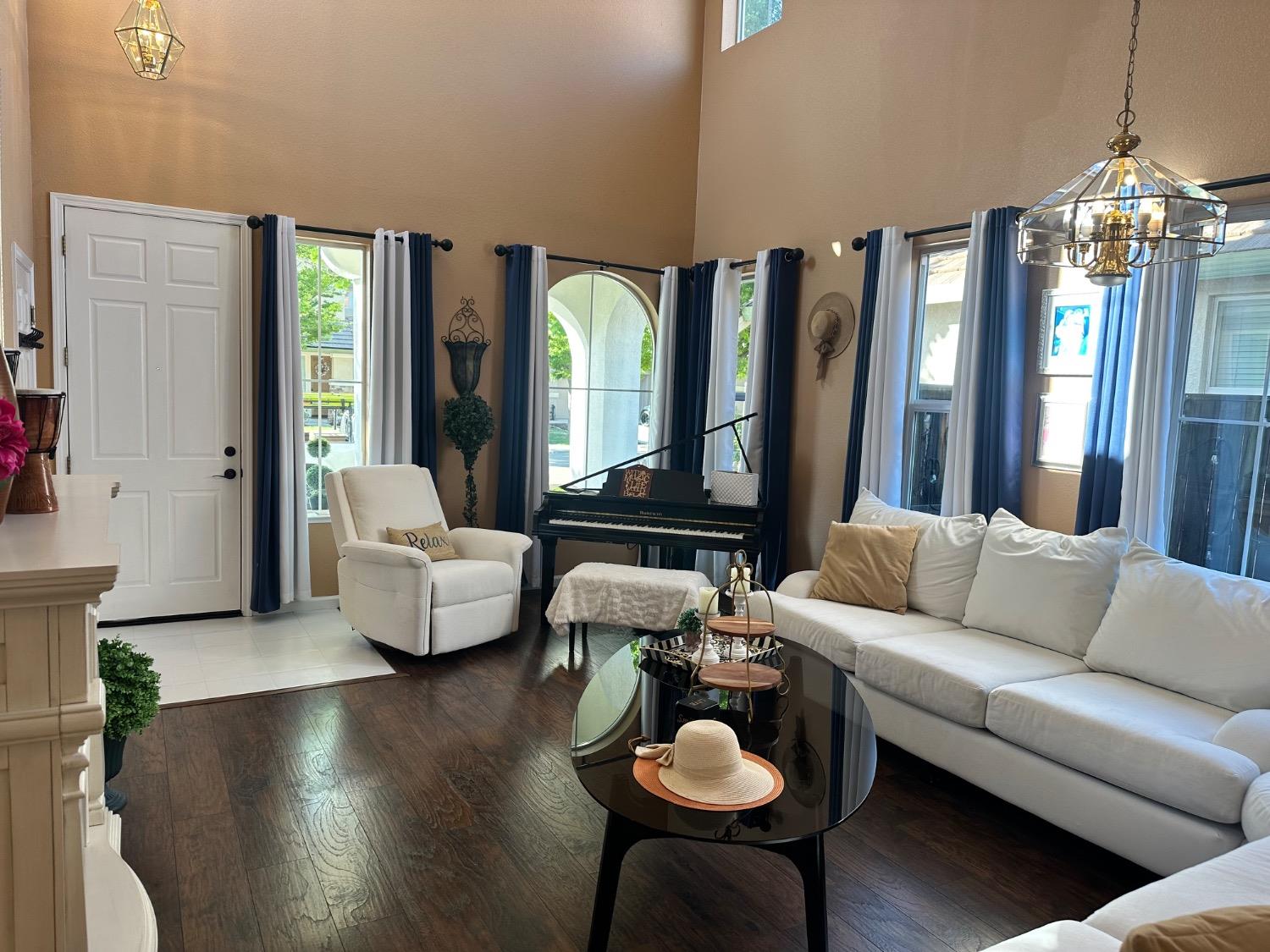 Detail Gallery Image 5 of 74 For 9509 Sarazen Ct, Patterson,  CA 95363 - 4 Beds | 3/1 Baths
