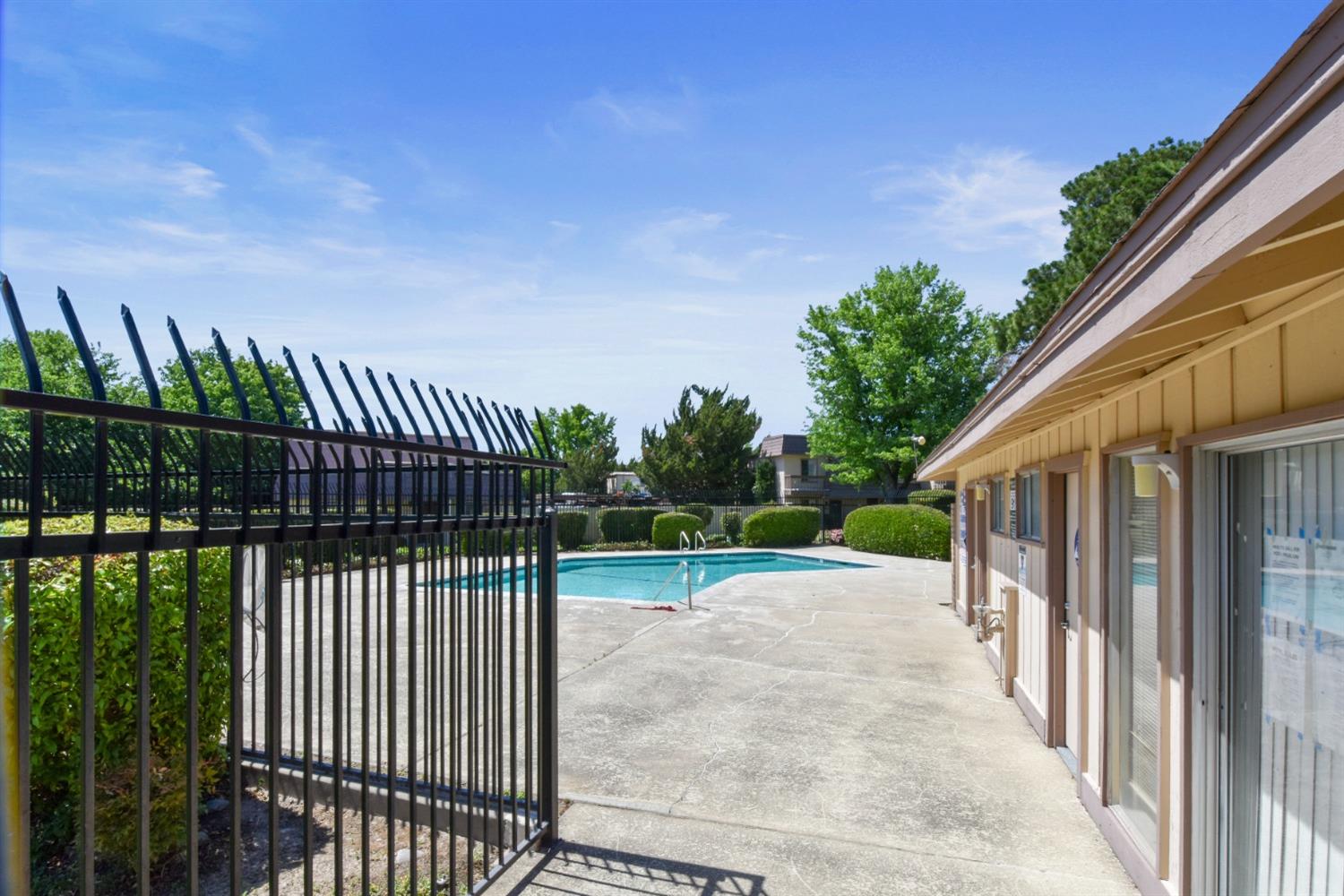 Photo #18: 225058863 Listing: Photo #18