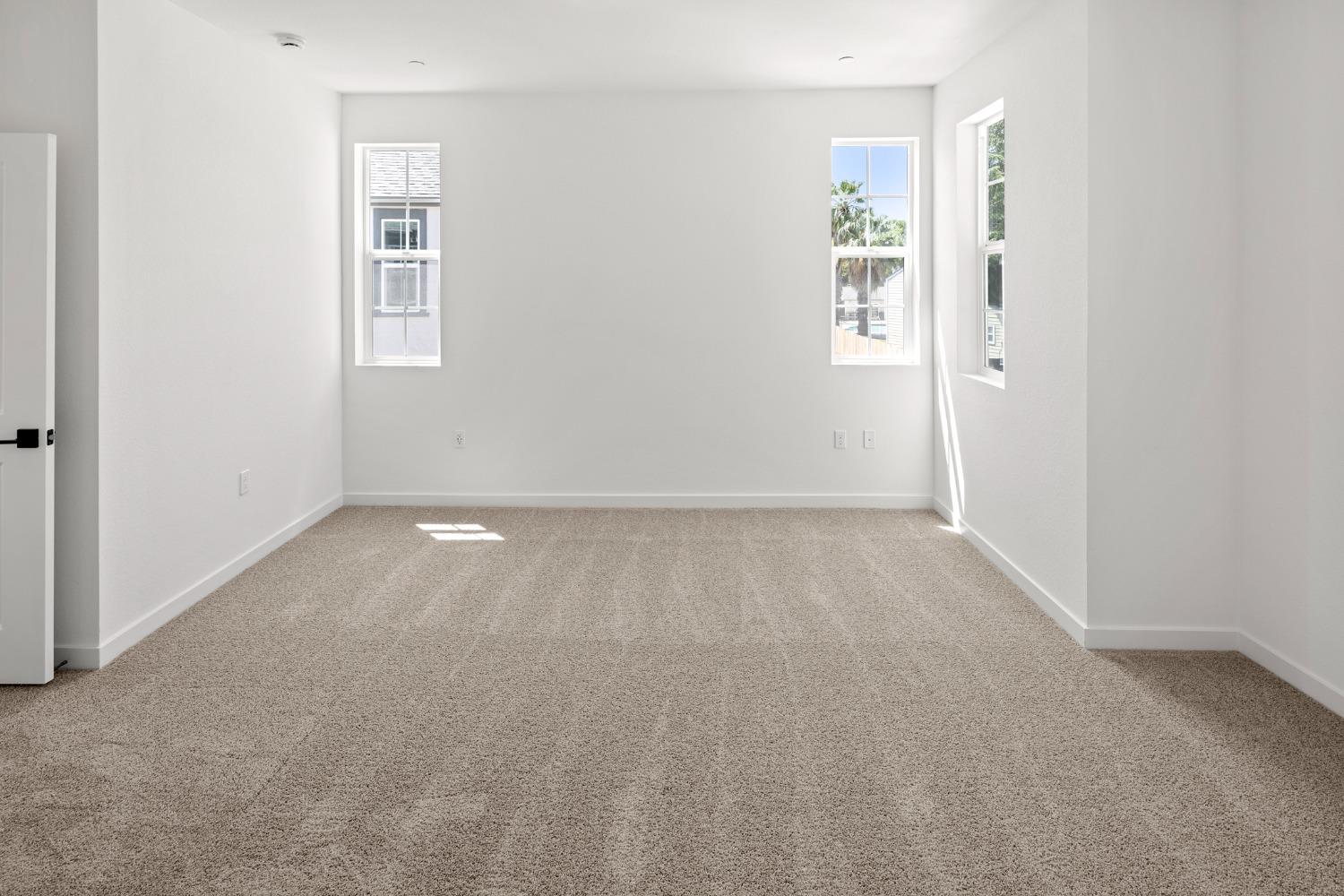 Detail Gallery Image 18 of 39 For 8636 Starburst Way, Sacramento,  CA 95823 - 4 Beds | 2/1 Baths
