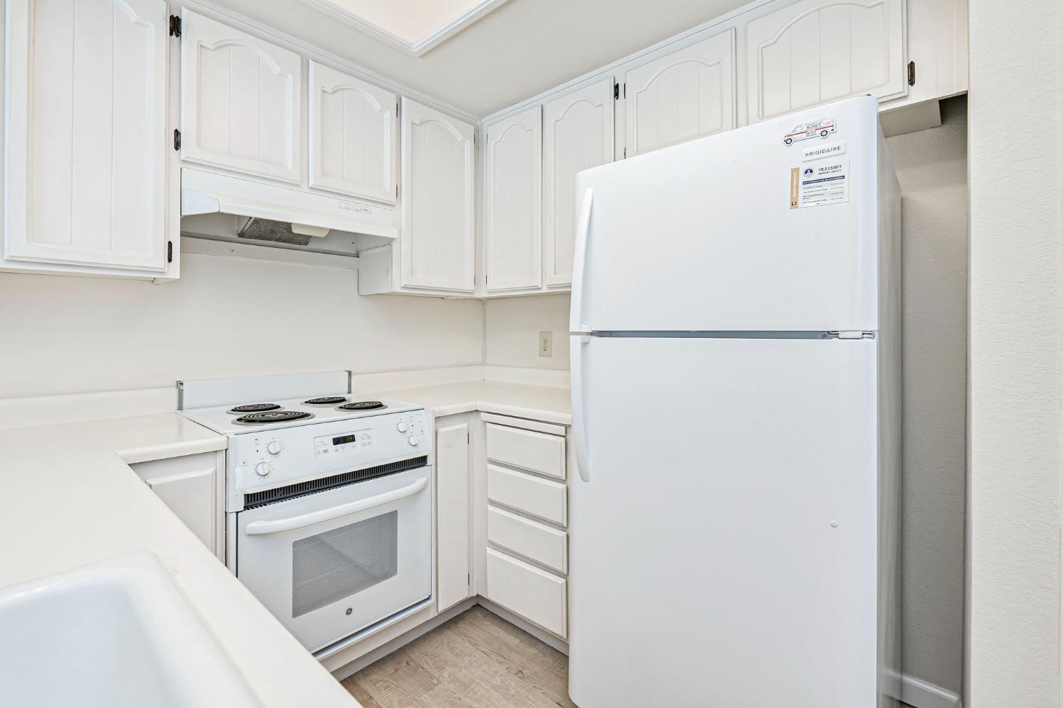 Photo #9: 225059717 Listing: Photo #9