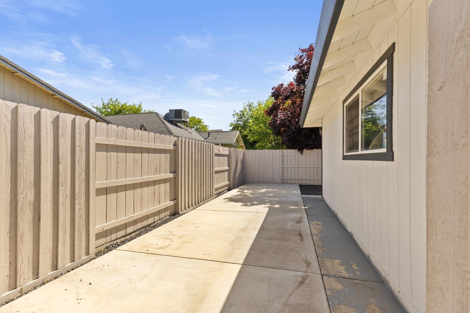 Detail Gallery Image 35 of 42 For 5224 North Ave, Carmichael,  CA 95608 - 3 Beds | 2 Baths