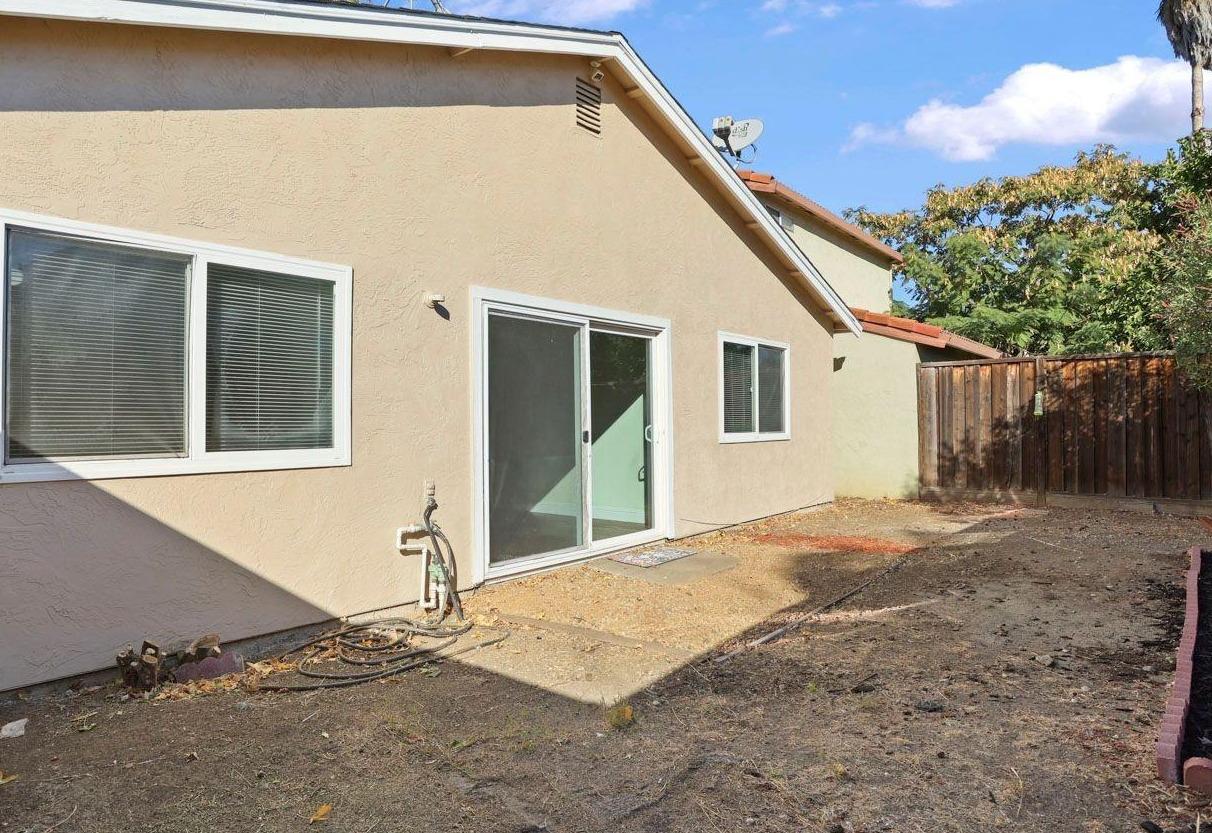 Hemlock Street, Antioch, California image 15