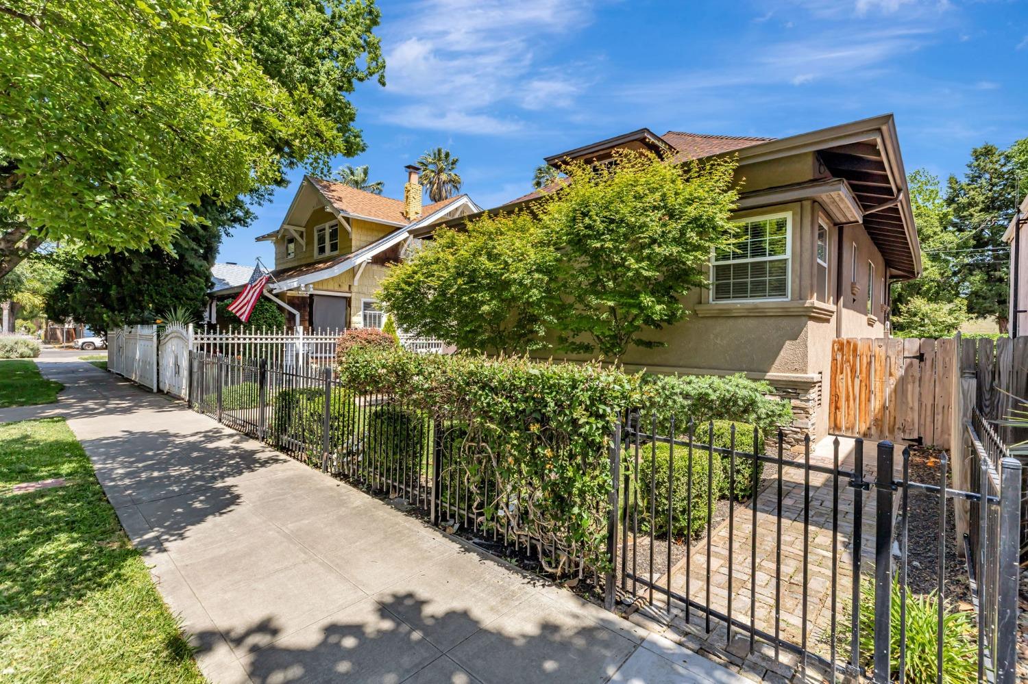 24th Street, Sacramento, California image 3