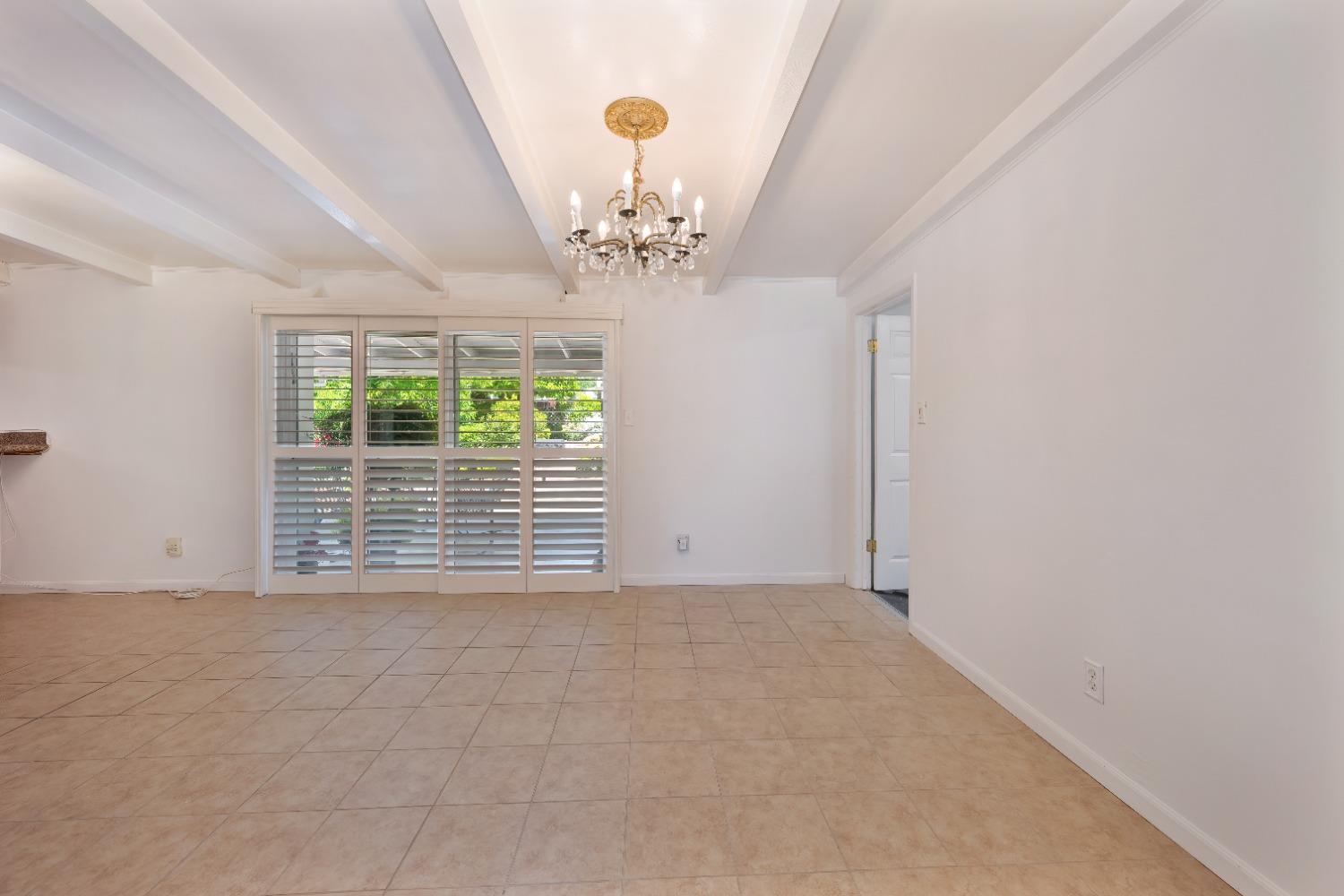 Detail Gallery Image 16 of 75 For 6207 Rampart Dr, Carmichael,  CA 95608 - 4 Beds | 3 Baths
