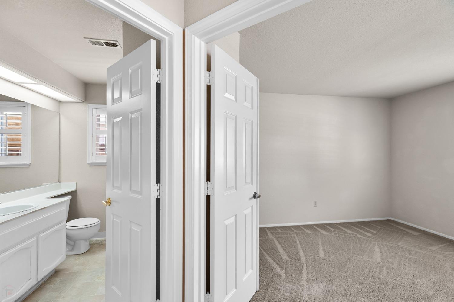 Detail Gallery Image 7 of 34 For 1430 Harvest Ln, Tracy,  CA 95376 - 5 Beds | 3 Baths