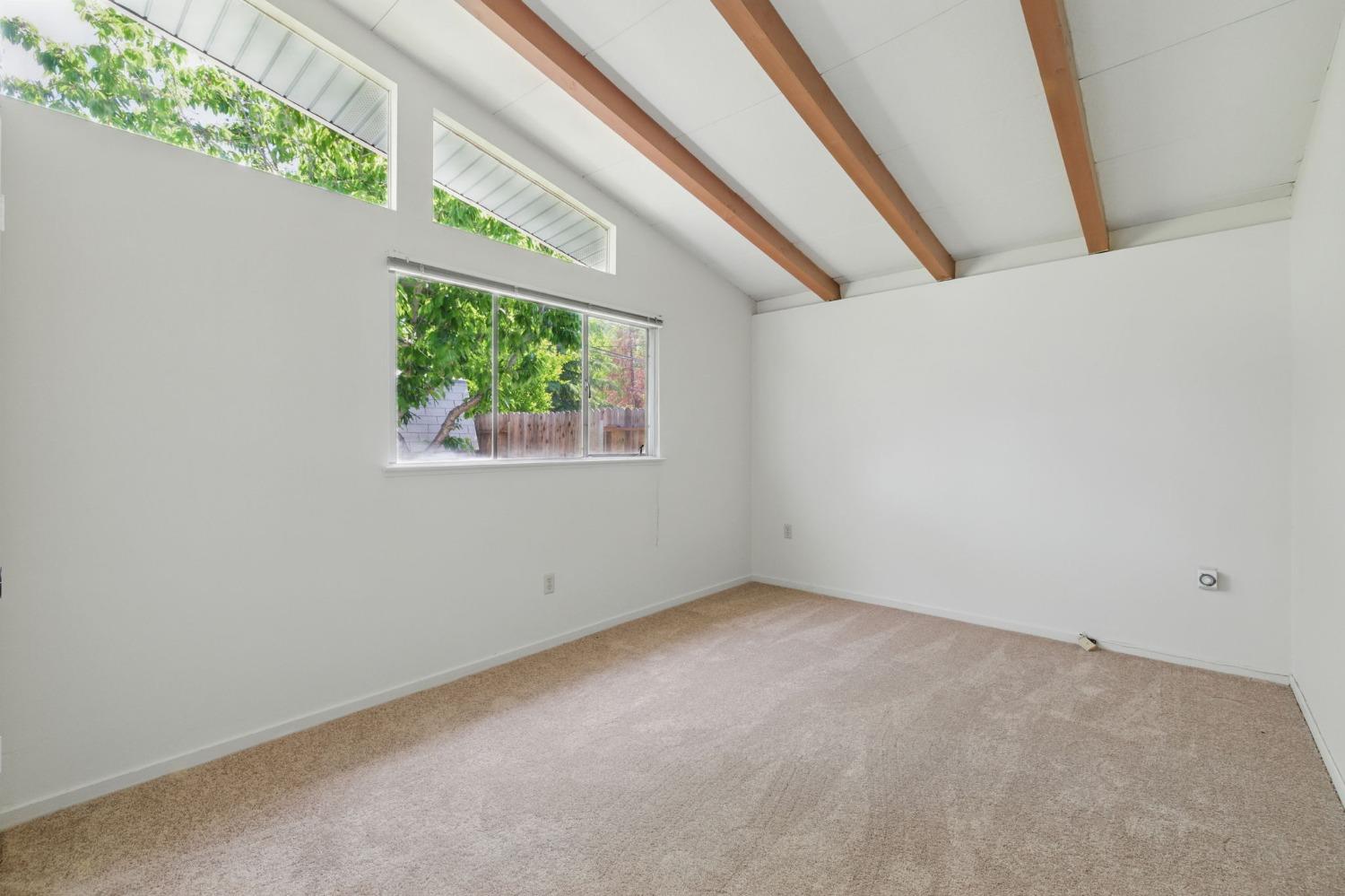 Detail Gallery Image 21 of 41 For 5925 Garibaldi St, Sacramento,  CA 95824 - 3 Beds | 1 Baths