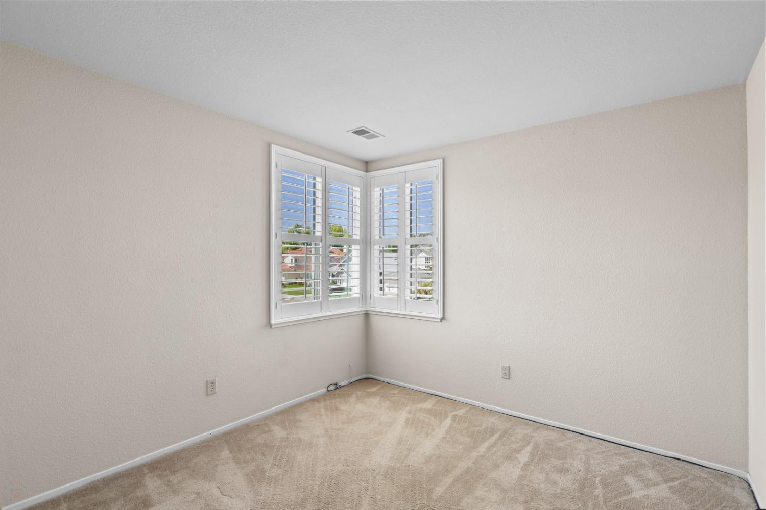 Detail Gallery Image 26 of 34 For 1430 Harvest Ln, Tracy,  CA 95376 - 5 Beds | 3 Baths