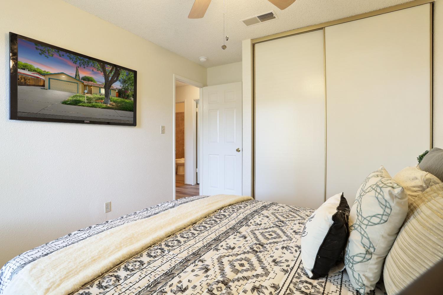 Detail Gallery Image 20 of 26 For 2912 Bateman Ln, Modesto,  CA 95354 - 3 Beds | 2 Baths
