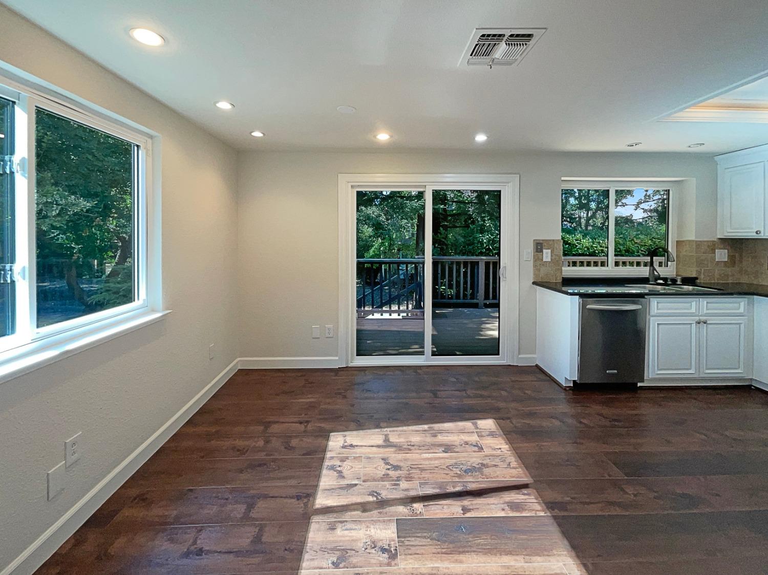 Detail Gallery Image 22 of 27 For 7031 Rancho Mirage Ct, Citrus Heights,  CA 95621 - 3 Beds | 2 Baths