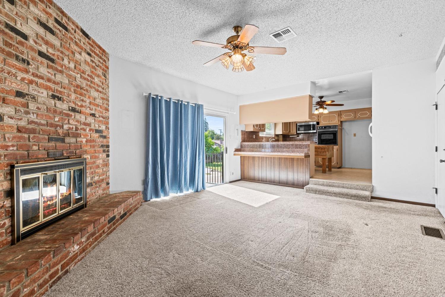 Detail Gallery Image 13 of 46 For 5038 Illinois Ave, Fair Oaks,  CA 95628 - 4 Beds | 2 Baths