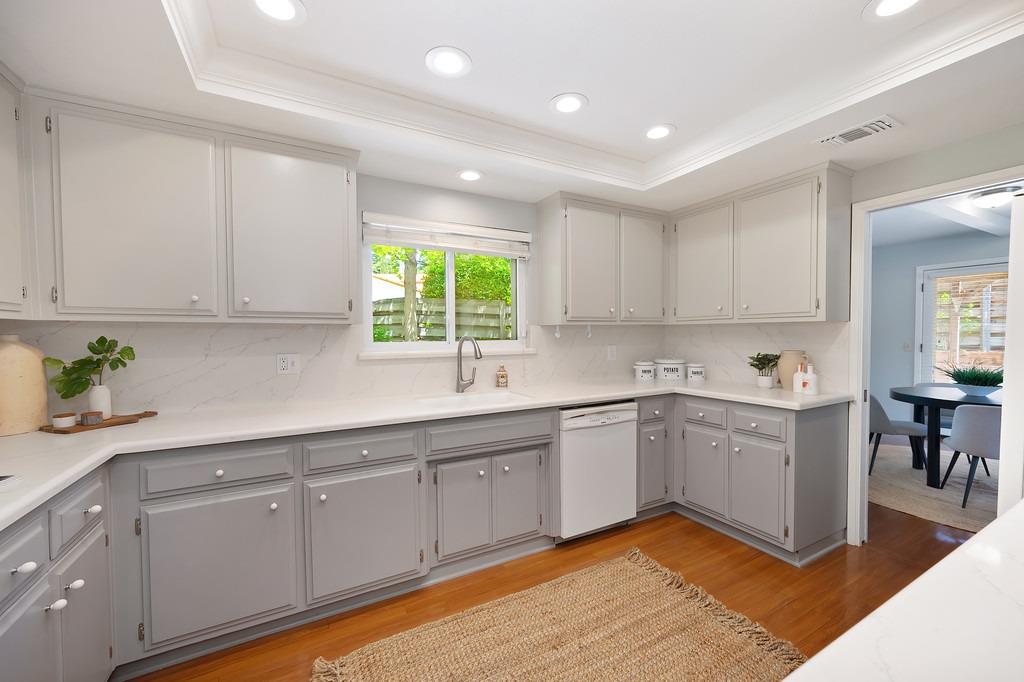 Detail Gallery Image 16 of 44 For 4156 Dena Way, Sacramento,  CA 95821 - 3 Beds | 2/1 Baths