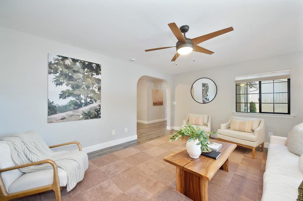 Detail Gallery Image 10 of 46 For 849 10th Ave, Sacramento,  CA 95818 - 3 Beds | 2 Baths