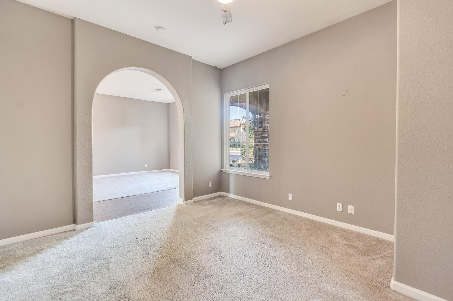 Detail Gallery Image 17 of 67 For 2196 Naples Ct, Los Banos,  CA 93635 - 3 Beds | 2 Baths