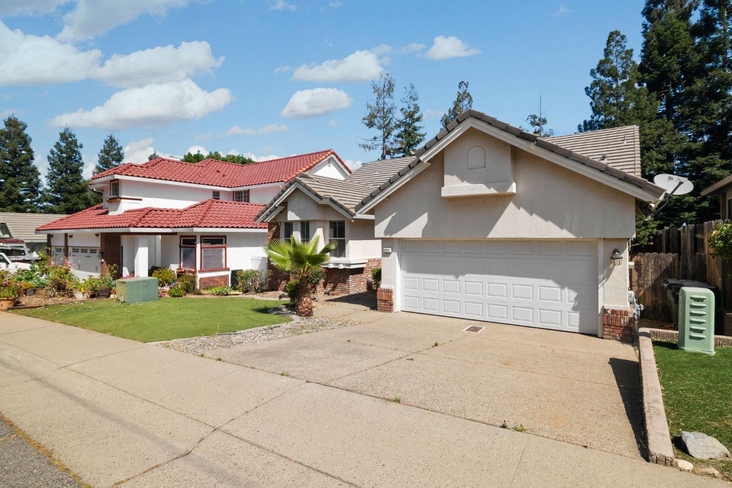 Detail Gallery Image 1 of 45 For 8531 Heather Cross Way, Orangevale,  CA 95662 - 3 Beds | 2 Baths