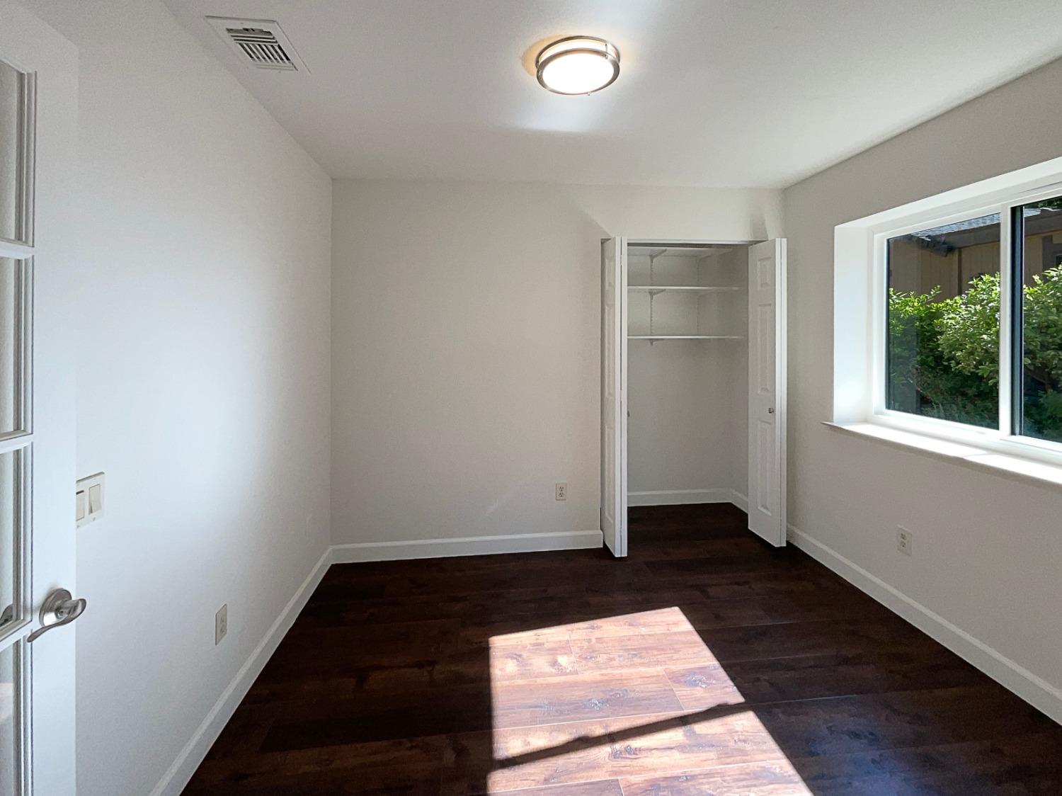 Detail Gallery Image 11 of 27 For 7031 Rancho Mirage Ct, Citrus Heights,  CA 95621 - 3 Beds | 2 Baths
