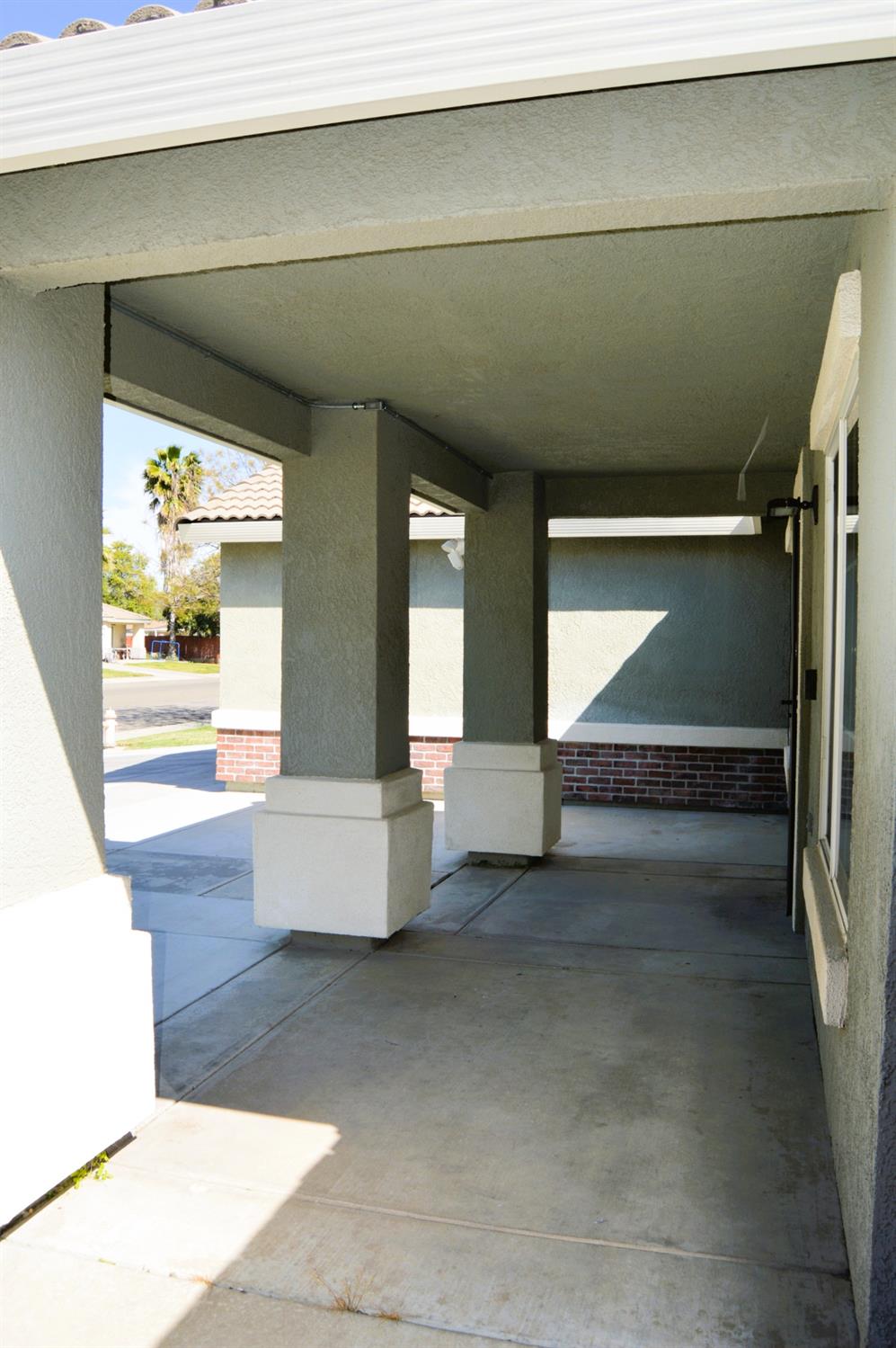 Almador Terrace, Atwater, California image 4