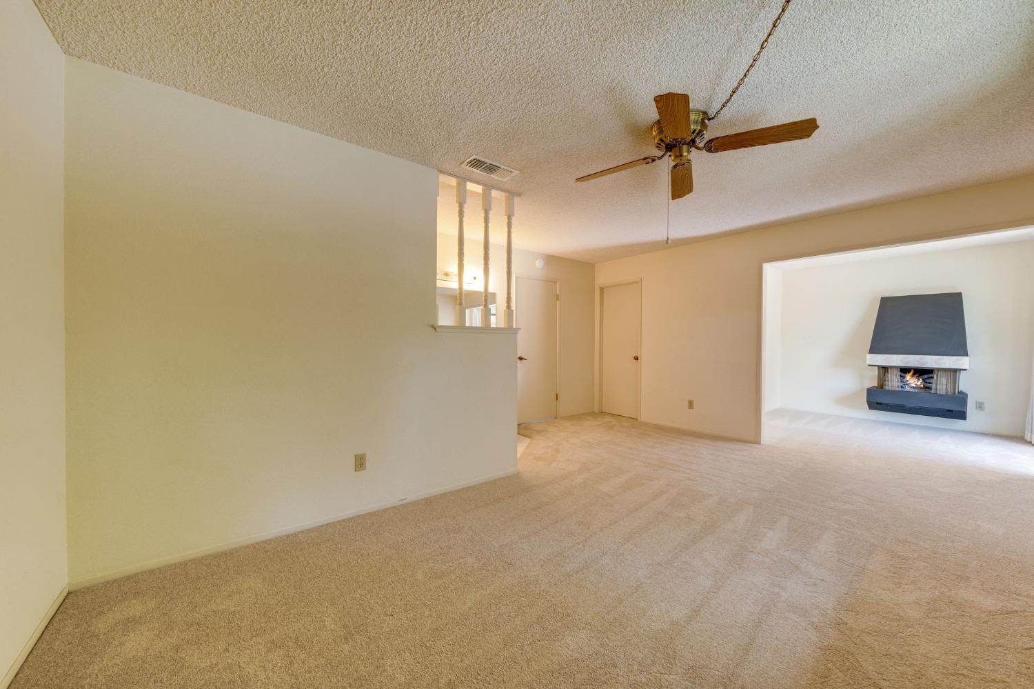Detail Gallery Image 24 of 40 For 8700 Tipton Ct, Elk Grove,  CA 95624 - 3 Beds | 2/1 Baths