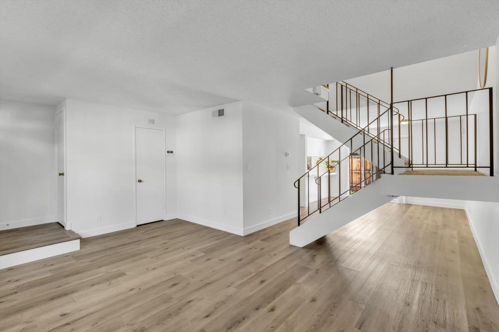 Detail Gallery Image 9 of 57 For 4020 Knoll Top Ct, Carmichael,  CA 95608 - 3 Beds | 1/1 Baths