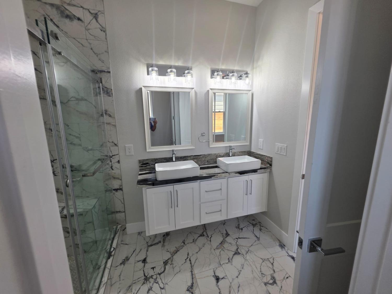 Detail Gallery Image 31 of 66 For 3213 Millbrook Ave, Modesto,  CA 95355 - 3 Beds | 4 Baths