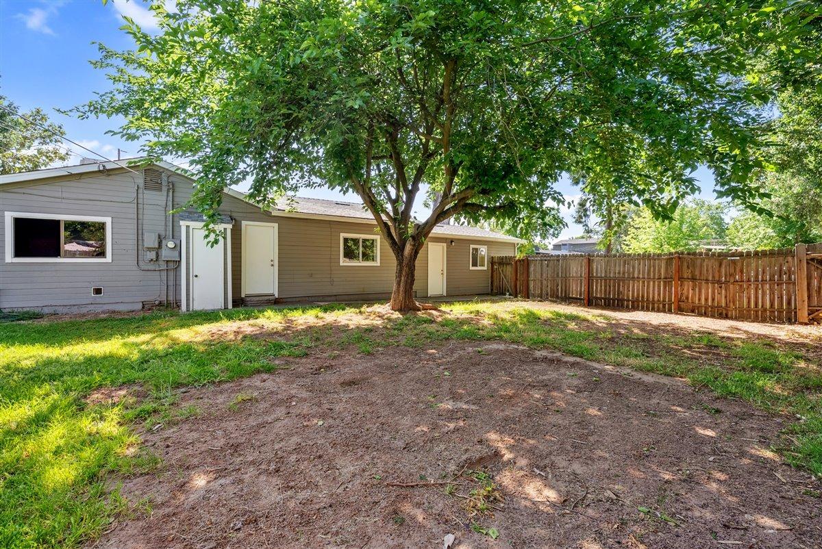 Detail Gallery Image 35 of 48 For 3845 Sunnyvale Ave, Sacramento,  CA 95821 - 4 Beds | 2 Baths