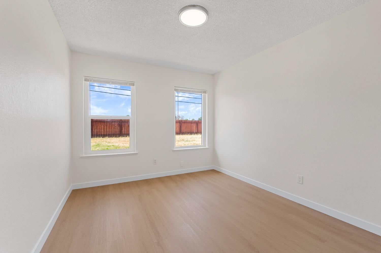 Detail Gallery Image 23 of 45 For 216 Jubilee Way, Rio Linda,  CA 95673 - 3 Beds | 2 Baths