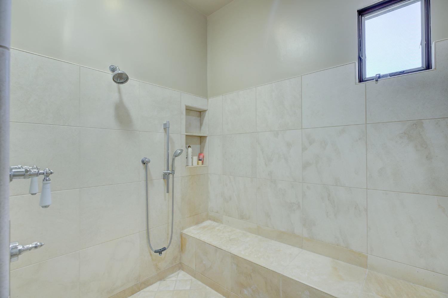 Detail Gallery Image 59 of 72 For 3432 Vista De Madera, Lincoln,  CA 95648 - 5 Beds | 5/1 Baths