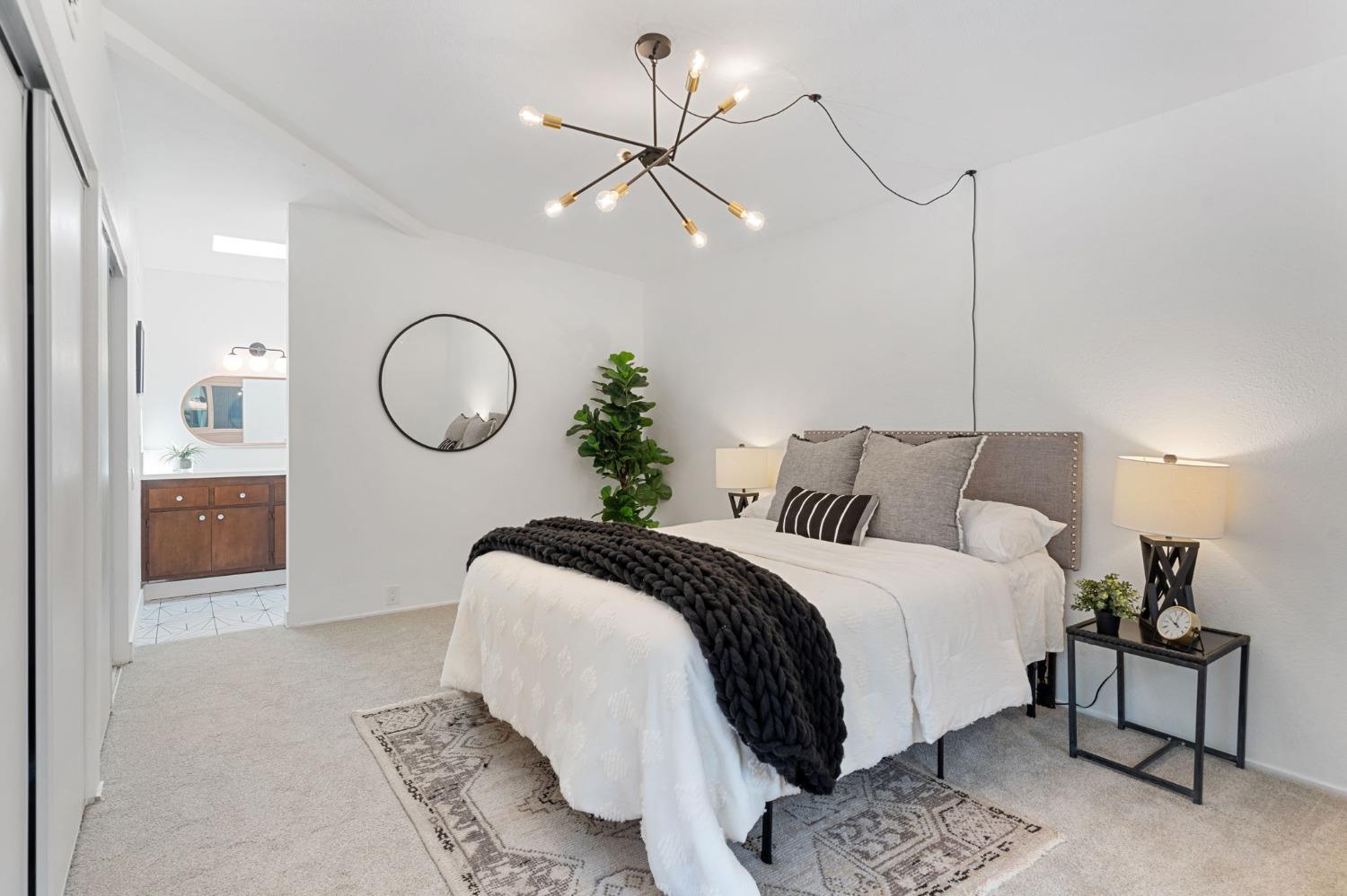Detail Gallery Image 13 of 22 For 7625 Northeast Cir, Citrus Heights,  CA 95610 - 3 Beds | 2 Baths