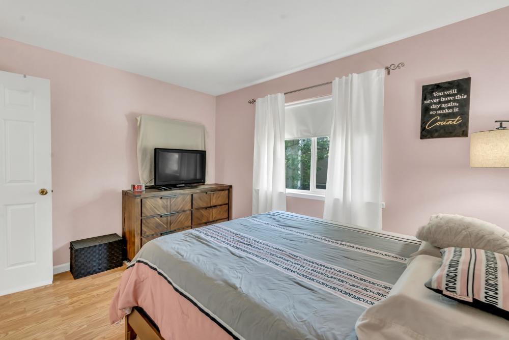 Photo #17: 225059817 Listing: Photo #17