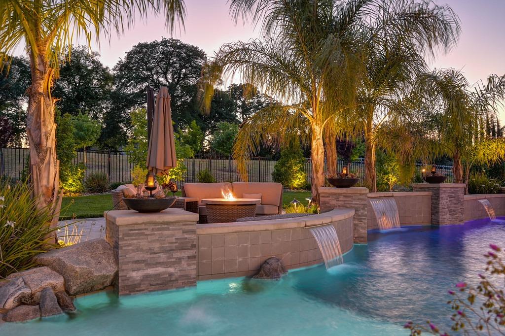 Detail Gallery Image 56 of 63 For 7527 Country Oaks Ln, Orangevale,  CA 95662 - 5 Beds | 4/1 Baths