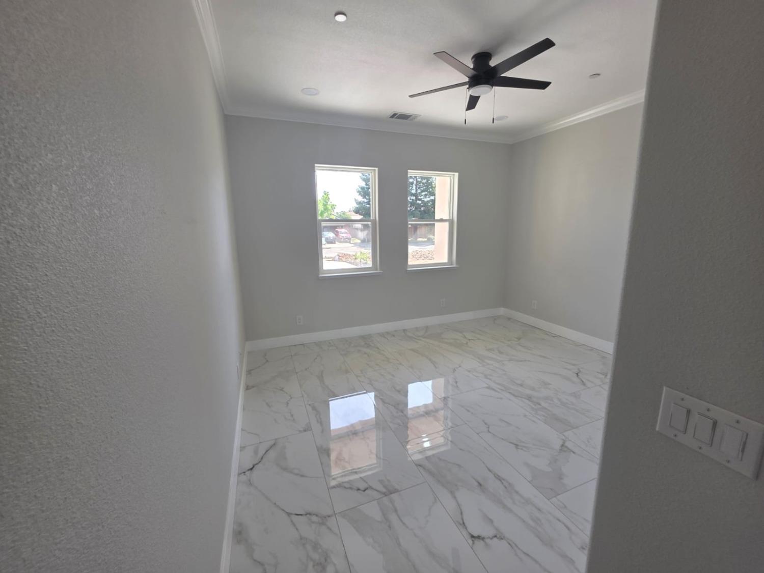 Detail Gallery Image 43 of 66 For 3213 Millbrook Ave, Modesto,  CA 95355 - 3 Beds | 4 Baths