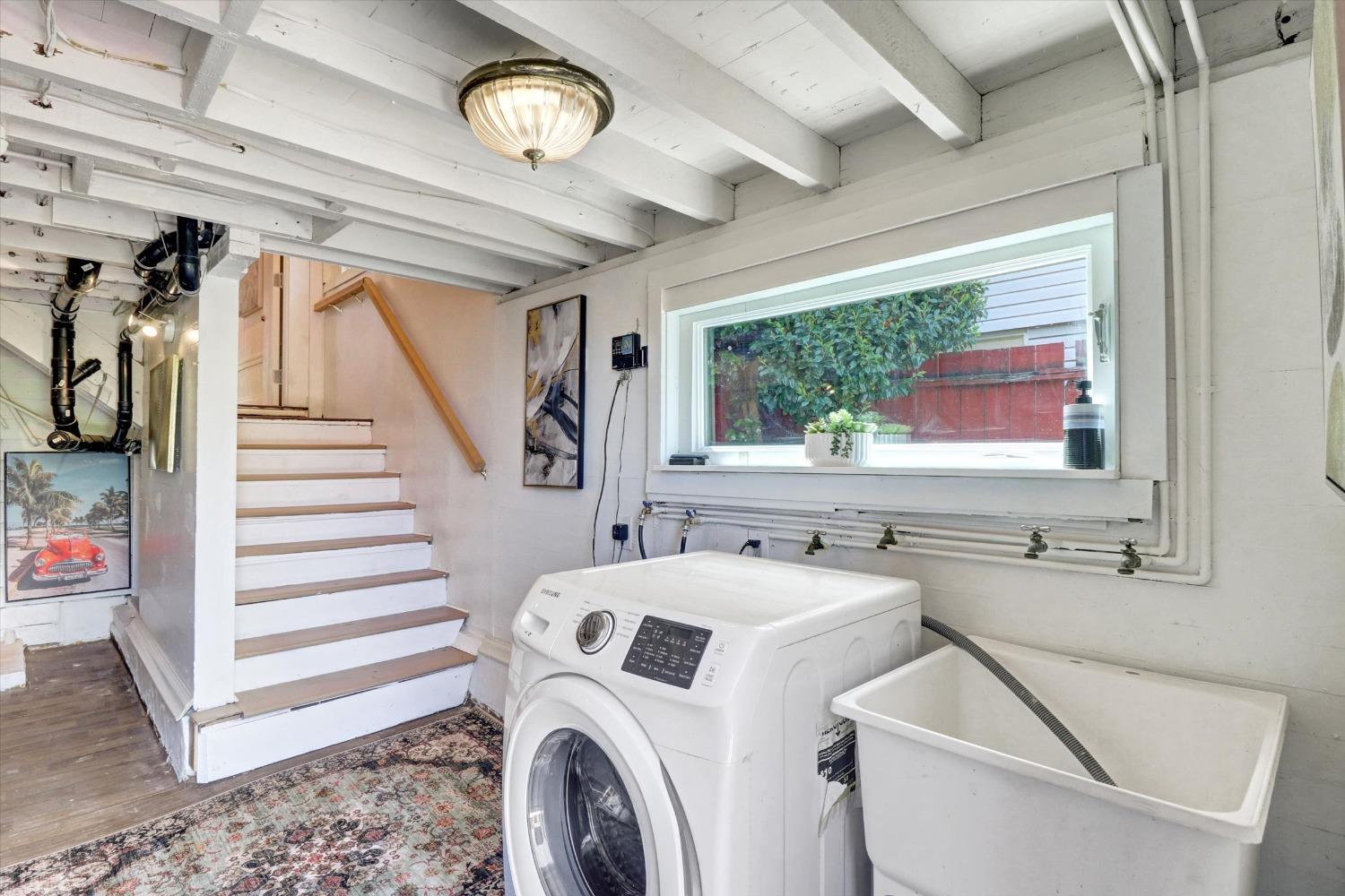 Detail Gallery Image 30 of 38 For 1412 E 32 St, Oakland,  CA 94602 - 3 Beds | 2 Baths
