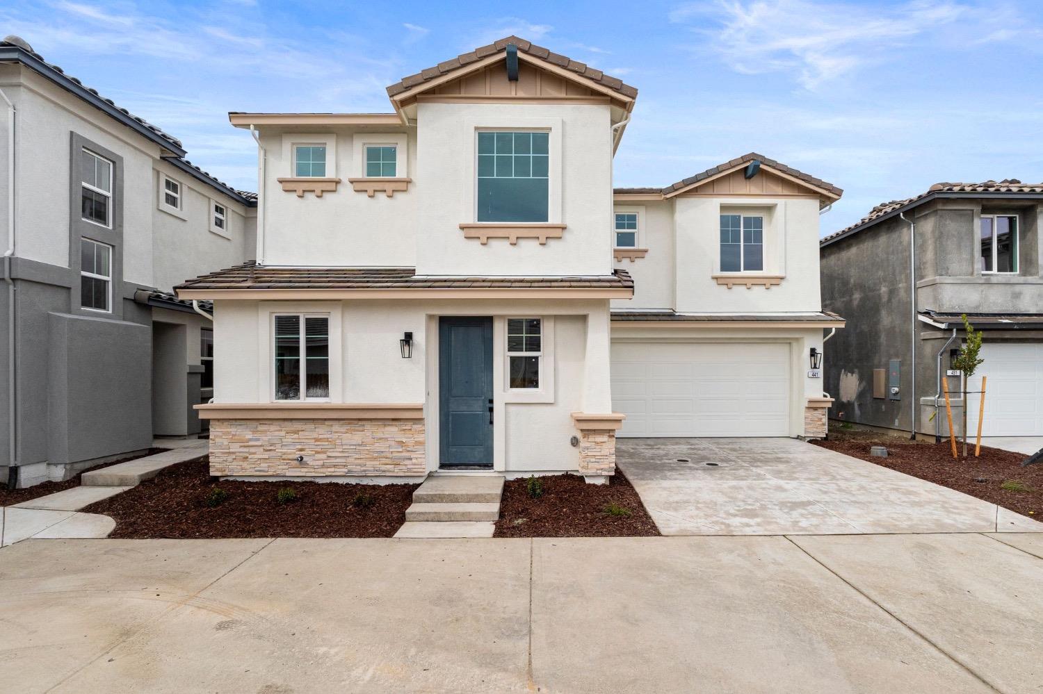 Detail Gallery Image 1 of 18 For 441 Caravaggio (Lot 4) Cir, Sacramento,  CA 95835 - 3 Beds | 2/1 Baths