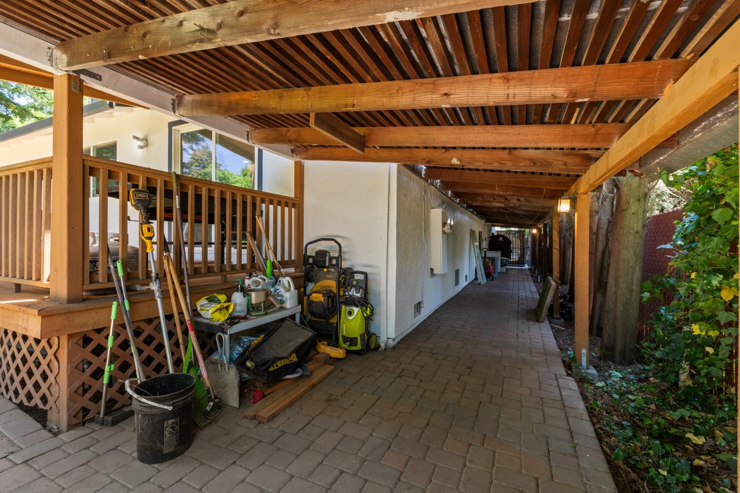 Detail Gallery Image 33 of 38 For 7889 Olive St, Fair Oaks,  CA 95628 - 3 Beds | 2 Baths
