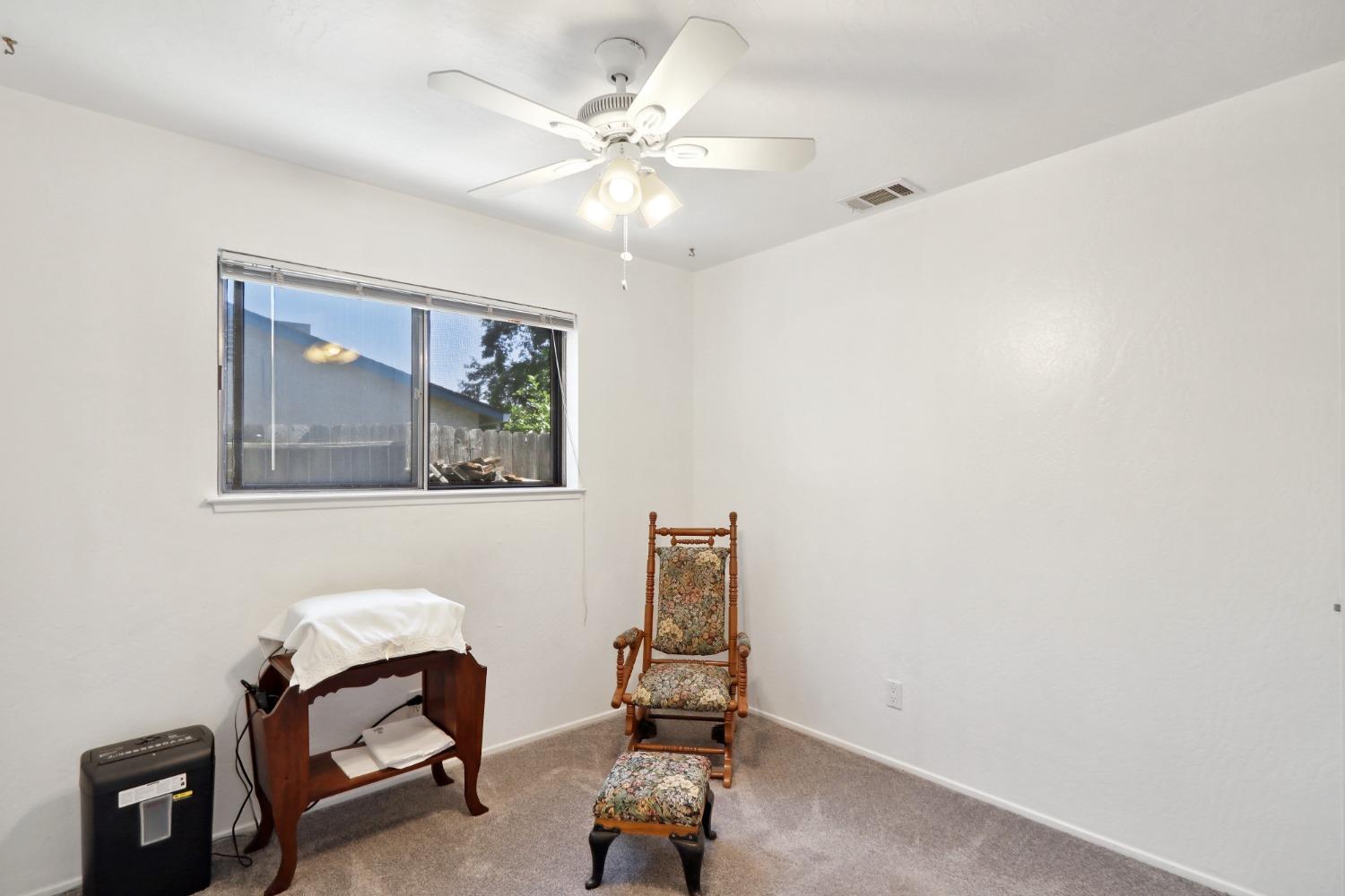 Detail Gallery Image 23 of 32 For 7463 Versailles Way, Sacramento,  CA 95842 - 3 Beds | 2 Baths