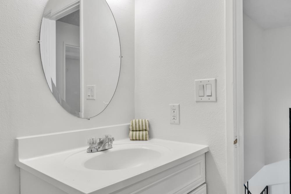 Detail Gallery Image 34 of 57 For 4020 Knoll Top Ct, Carmichael,  CA 95608 - 3 Beds | 1/1 Baths