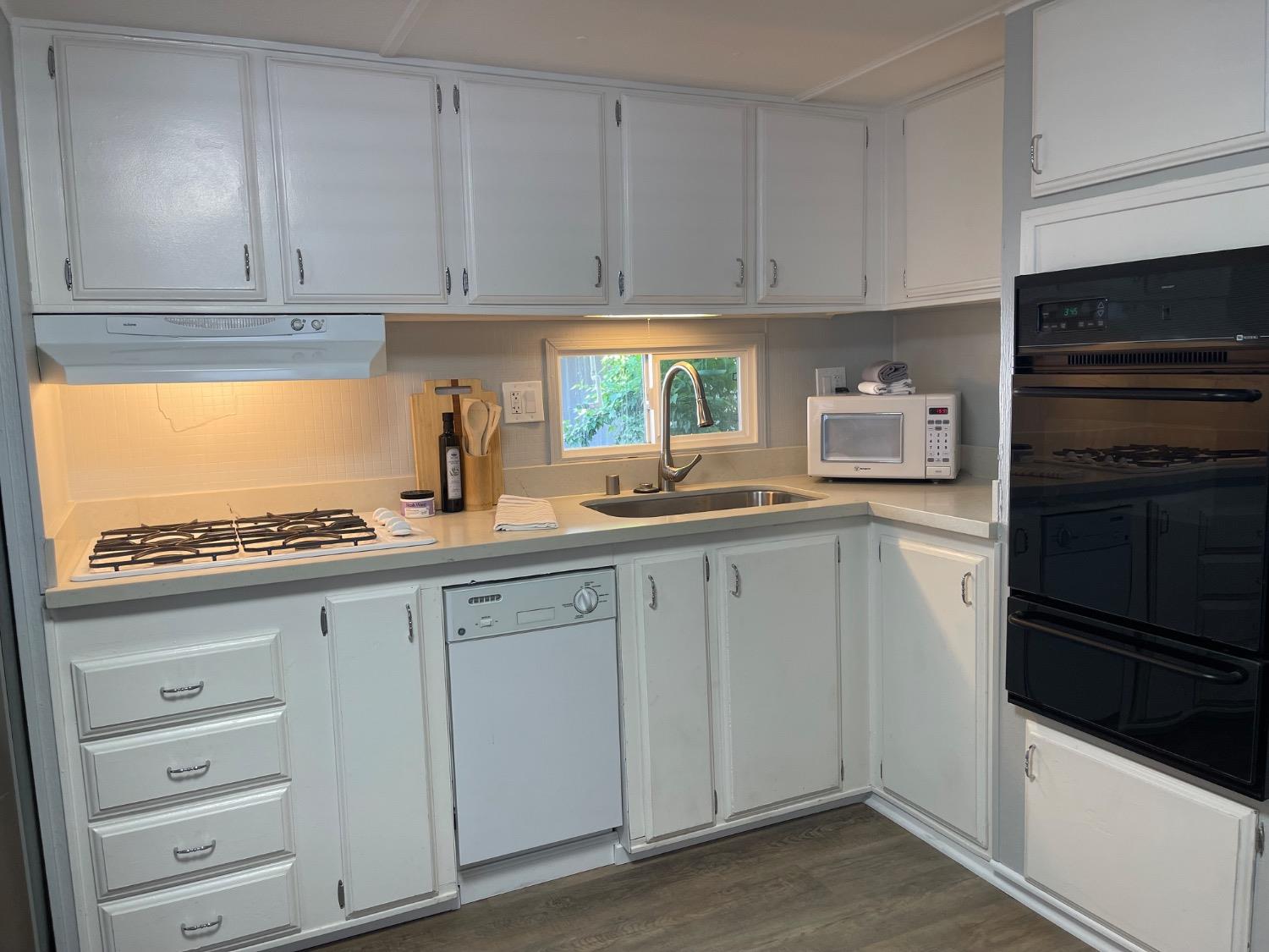 Detail Gallery Image 13 of 34 For 237 Palm View Ln, Rancho Cordova,  CA 95670 - 2 Beds | 1/1 Baths