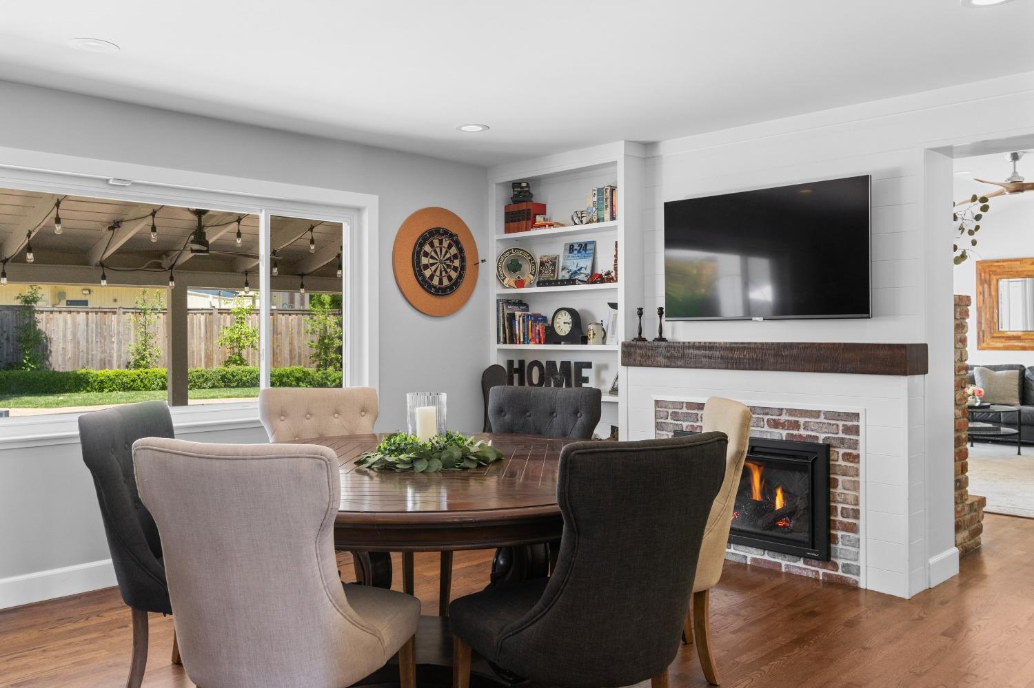 Detail Gallery Image 17 of 41 For 2837 Latham Dr, Sacramento,  CA 95864 - 3 Beds | 2/1 Baths