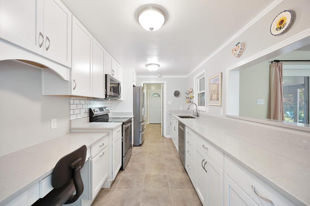 Detail Gallery Image 41 of 80 For 2901 61st St, Sacramento,  CA 95817 - 3 Beds | 1/1 Baths