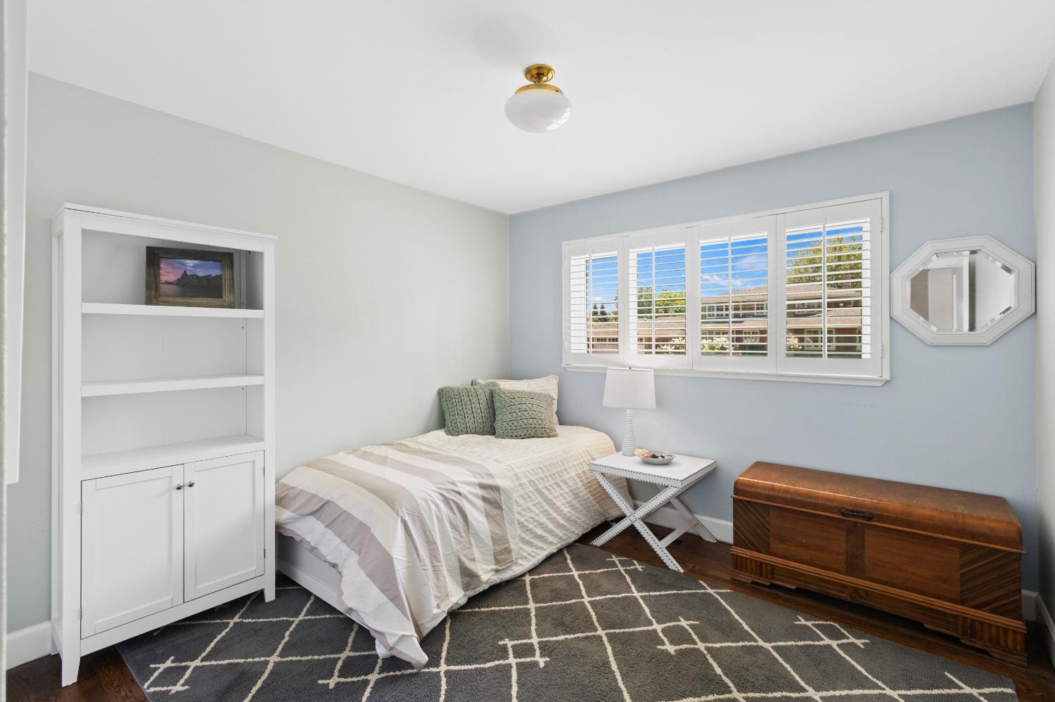 Detail Gallery Image 22 of 41 For 2837 Latham Dr, Sacramento,  CA 95864 - 3 Beds | 2/1 Baths