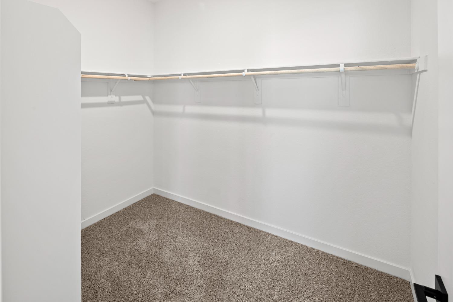 Detail Gallery Image 23 of 39 For 8636 Starburst Way, Sacramento,  CA 95823 - 4 Beds | 2/1 Baths