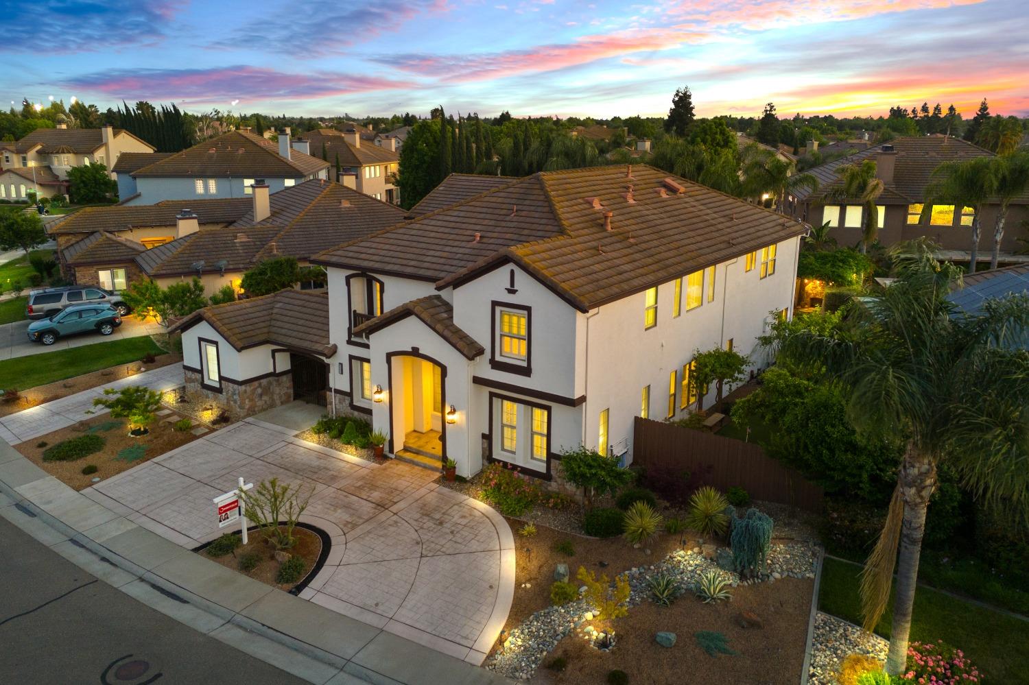 Detail Gallery Image 87 of 94 For 6600 Caprezzo Way, Elk Grove,  CA 95757 - 5 Beds | 4/1 Baths