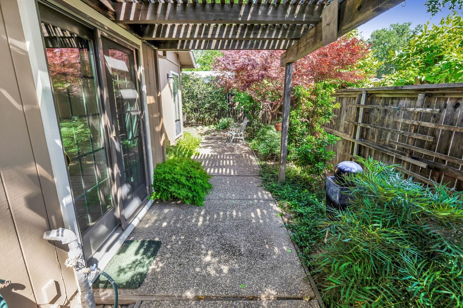 Detail Gallery Image 26 of 29 For 2120 Saint Ruben Ct, Carmichael,  CA 95608 - 3 Beds | 2 Baths