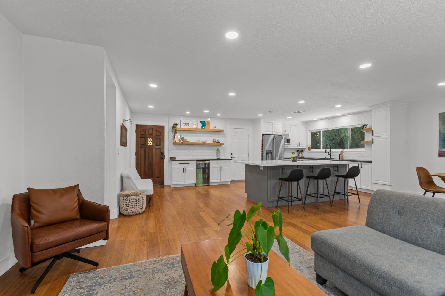 Detail Gallery Image 13 of 38 For 7889 Olive St, Fair Oaks,  CA 95628 - 3 Beds | 2 Baths