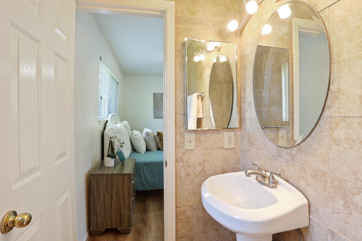 Detail Gallery Image 18 of 26 For 2912 Bateman Ln, Modesto,  CA 95354 - 3 Beds | 2 Baths