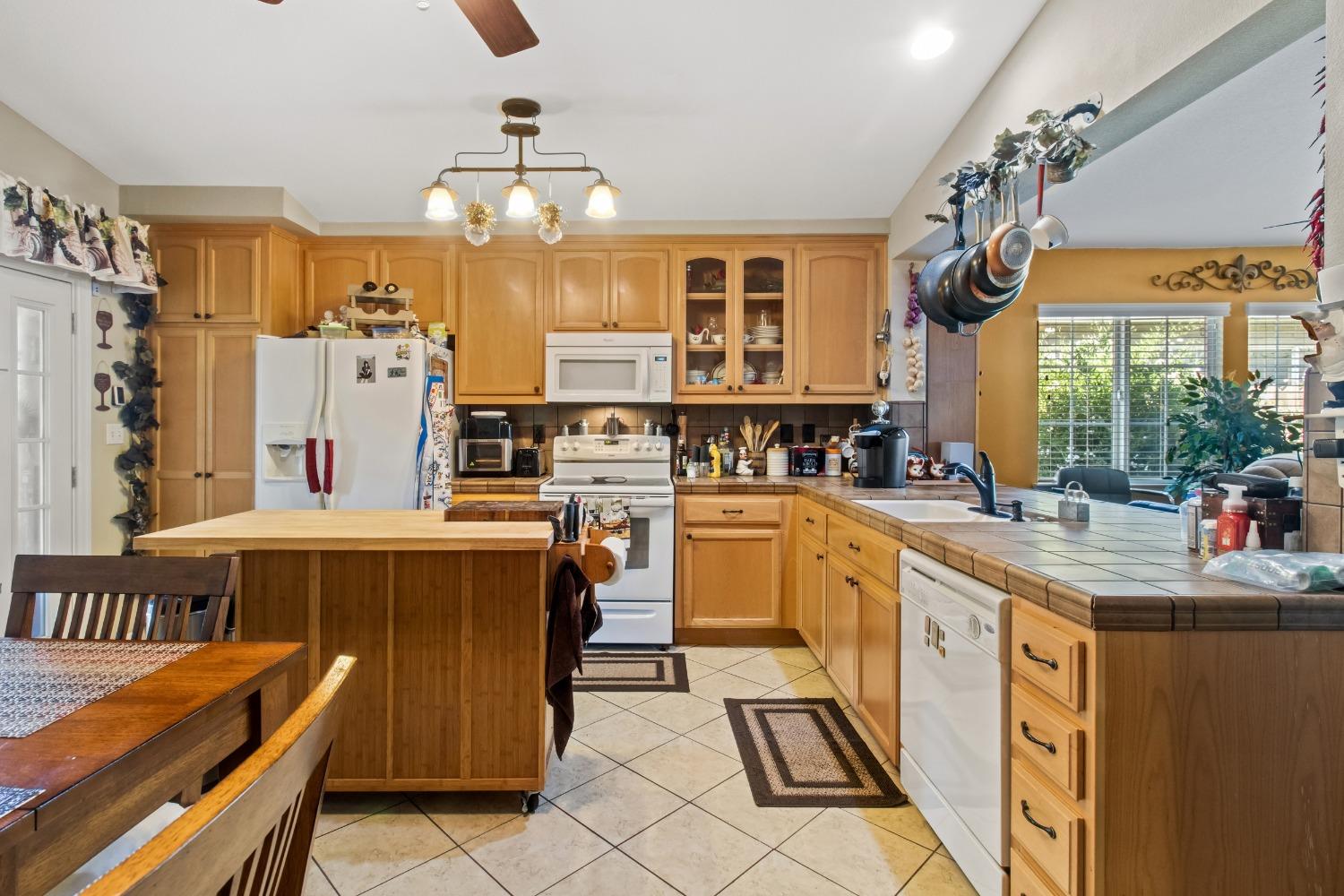 Detail Gallery Image 9 of 26 For 1474 Antioch Ct, Merced,  CA 95348 - 3 Beds | 2 Baths
