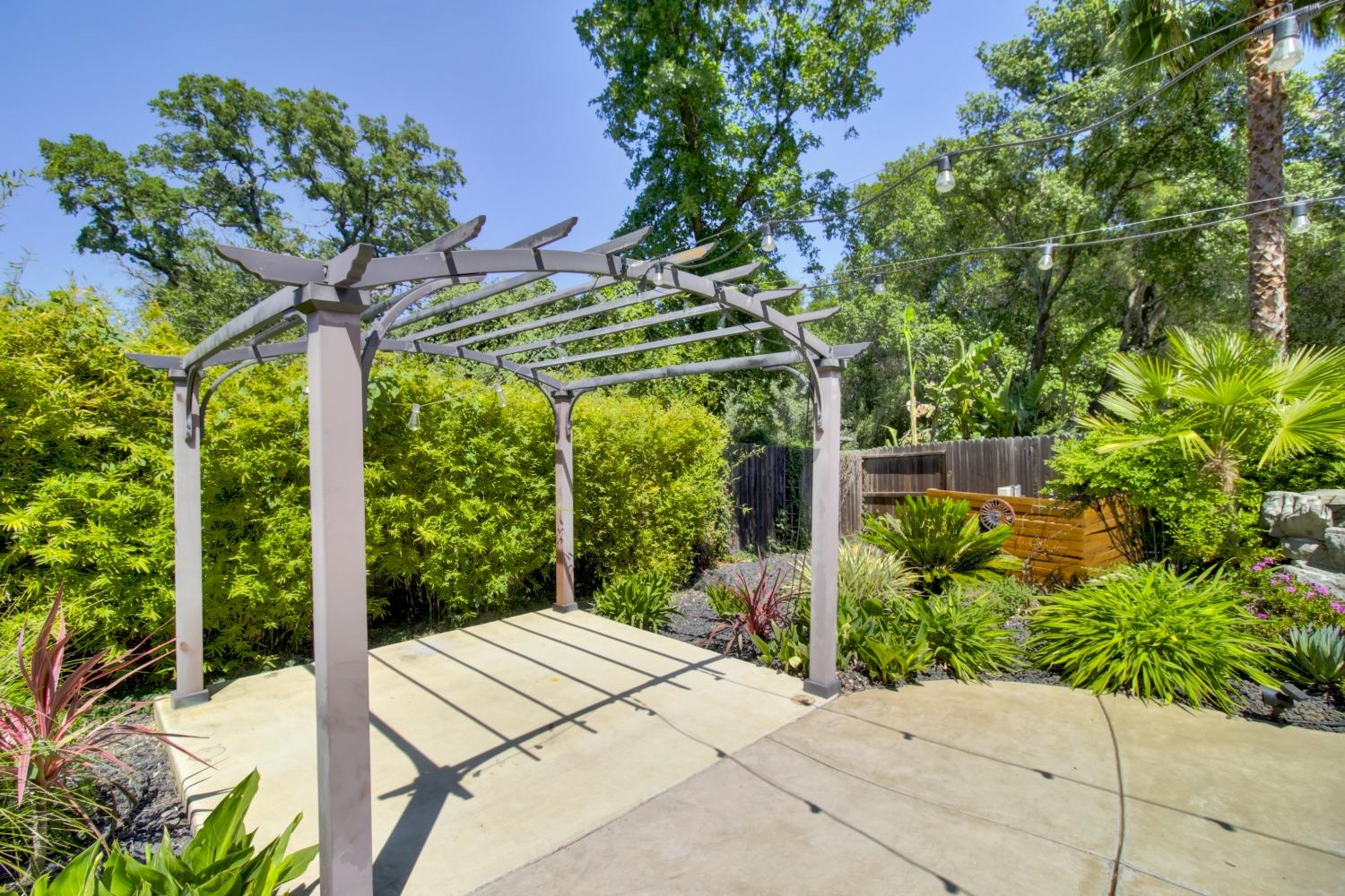 Detail Gallery Image 49 of 78 For 8401 Kroeger Ct, Fair Oaks,  CA 95628 - 4 Beds | 3 Baths