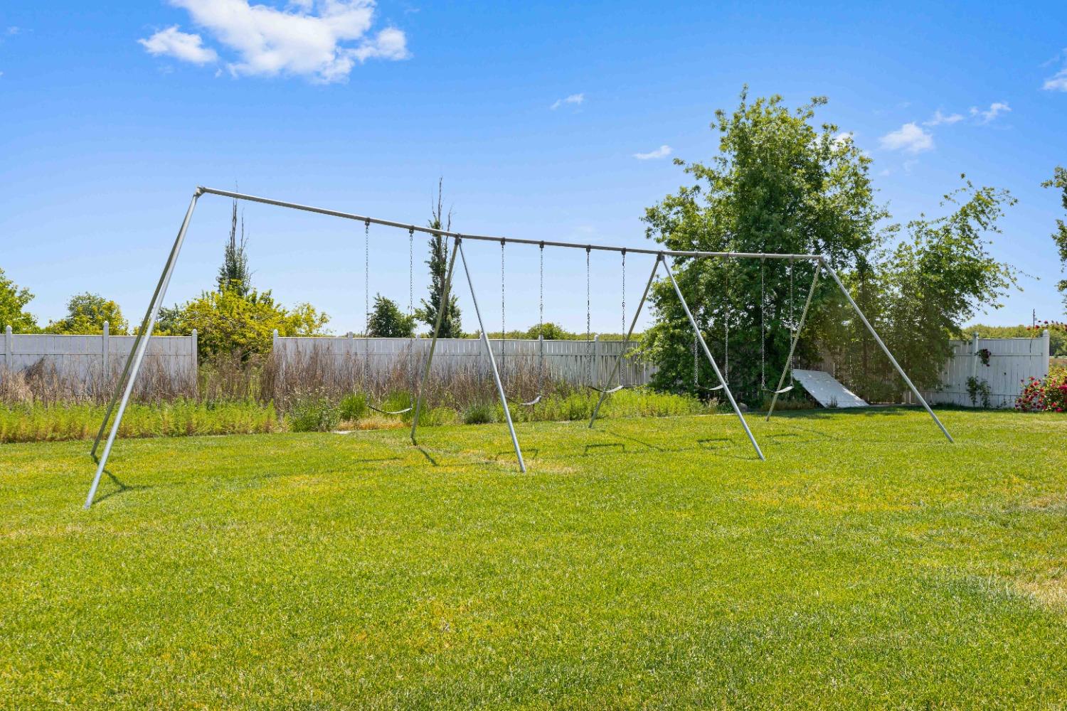 Detail Gallery Image 56 of 68 For 21299 E Highway 4, Stockton,  CA 95215 - 5 Beds | 4/1 Baths